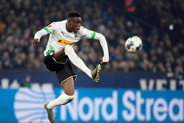 Liverpool have registered an interest in Borussia Monchengladbach midfielder Denis Zakaria, who can leave next summer for £37m. (Bild via Daily Mail)