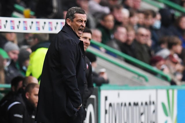Hibs boss Jack Ross has said he didn’t come to the club “to be mediocre and average” after the club received criticism following three defeats in a row. He said: “If you don’t want criticism as a player or manager then go and work at a mediocre club without big expectations.” (Various)