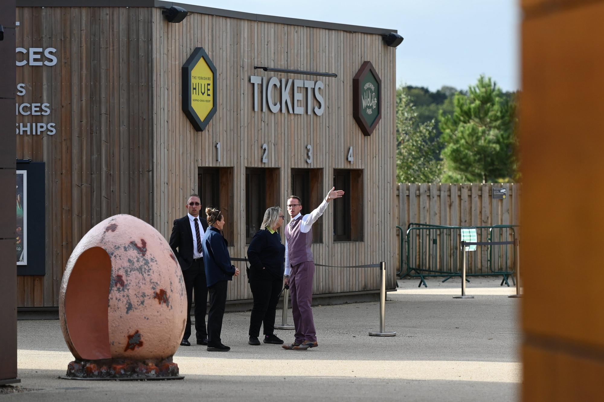 Yorkshire Wildlife Park: Shocking video shows man being mauled by tiger