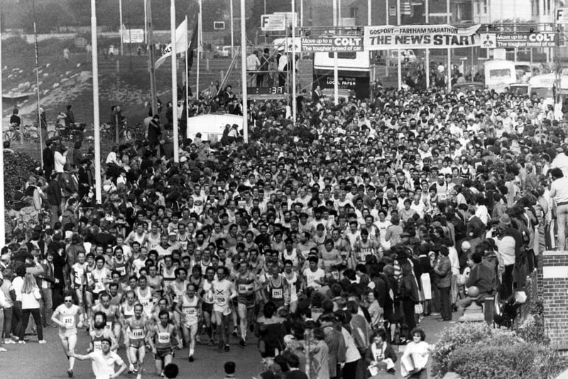 Fareham and Gosport marathon start line on April 9, 1987. The News PP3743