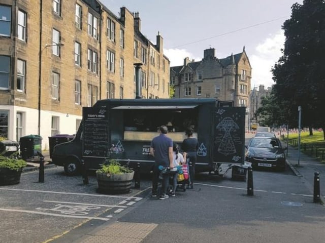 This pizza van's usual pitch is on Meadows Place, which is perfect if you want to eat your Surf and Turf (bacon wrapped prawns, pesto and mozzarella) or buffalo chicken wings, celery and vegan blue cheese sauce while sitting on a bench or the grass. You can also find them on Porty's Prom. Check their Instagram for times, @wandererskneaded
www.wandererskneaded.co.uk