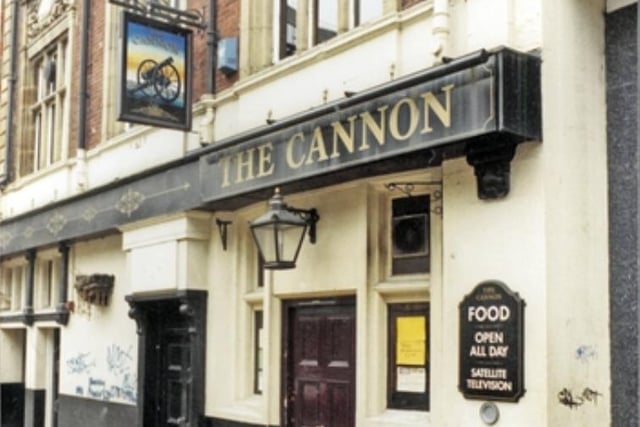 The Cannon pub on Castle Street, Sheffield city centre, in March 2002. It closed in 2010 and has since been converted into apartments.