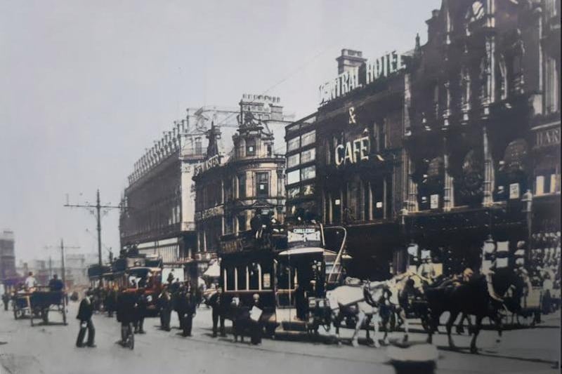 Horse drawn trams on High Street in 1900. Many of the buildings were lost in the Blitz