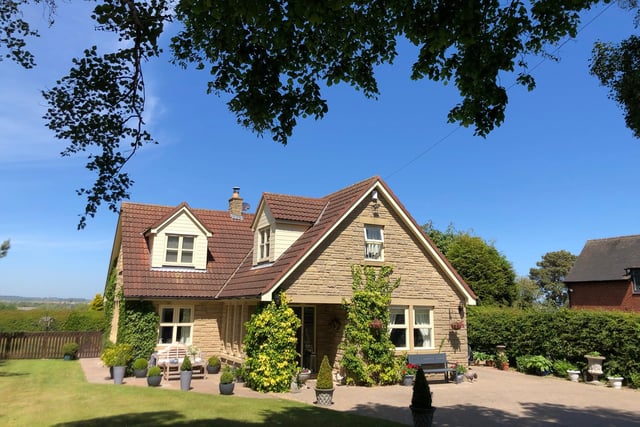 Situated on the outskirts of Warkworth, a warm welcome awaits at Westrigg Bed and Breakfast. It offers comfortable ground floor double and twin en-suite rooms with hospitality trays, central heating, LCD televisions and oodles of local information.