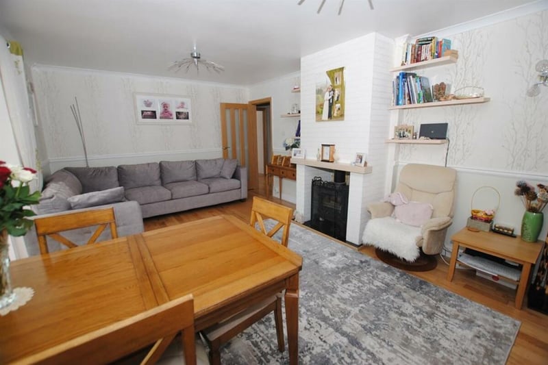 The property benefits from having a large lounge/diner with conservatory off.