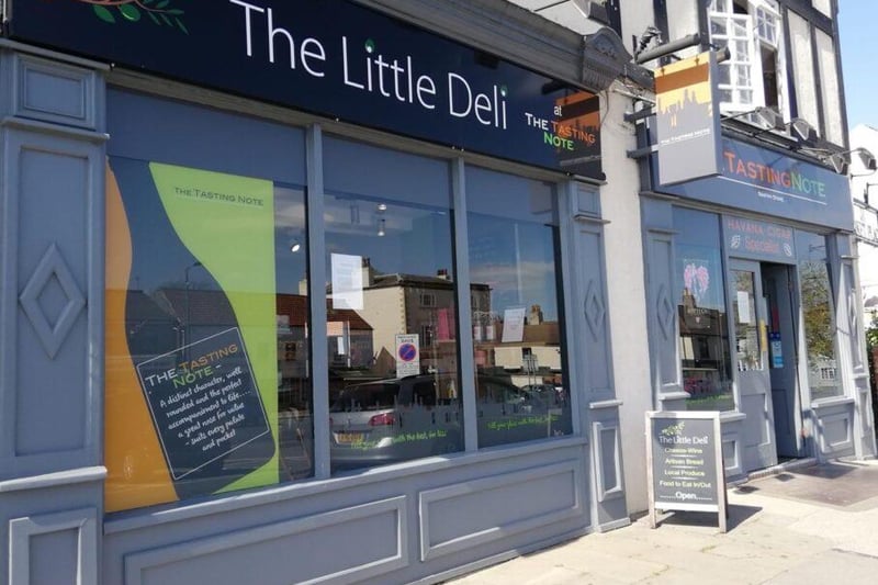The Little Deli in Bawtry is a paradise waiting for cheese lovers to discover. Formerly the home of The Cheese Cave, The Little Deli can be found in The Tasting Note, Bawtry. Stocking a fabulous range of artisan cheeses, freshly baked Welbeck breads and ales, that will be sure to tickle your tastebuds.
Why not pay them a visit for lunch? They offer a great range of fresh sandwiches, cheese boxes, bruschetta and salad selection. Perfect for a midday re-fuel from the office, or after a morning of shopping. If you’re looking for a gift for someone, look no further than The Little Deli. It’s not all cheese, they also have a great range of gifts from local businesses including White’s of Old Cantley fresh rapeseed oil and limp balms; Labour of Love, homemade chutneys and jams made in nearby Styrrup and much more.