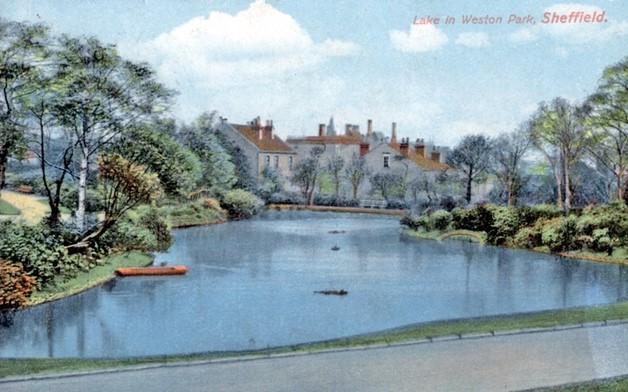 S11062 Weston Park, lake, c. 1910