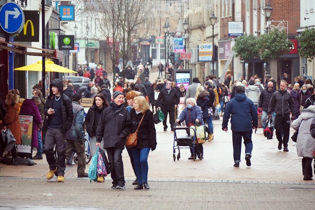 Streets busy with Christmas shoppers in Mansfield town centre.