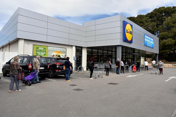 Lidl, Balby, Sandford Road, Doncaster. Lidl will also continue to work towards it's normal times on Saturday, Sunday and Monday. The store's opening times will be: Saturday 8am - 8pm, Sunday 10:00 am - 4:00pm and Monday 8am - 8pm. Make sure to check your local store's time as some may vary. You can use the store locator here: https://www.lidl.co.uk/about-us/store-finder-opening-hours