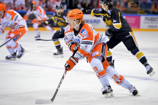 Waller takes on Nottingham Panthers