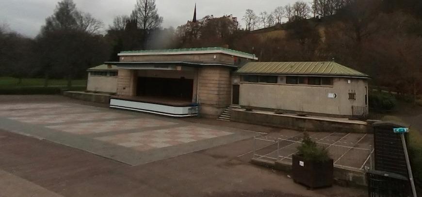 The council is proposing a programme of free community events Ross Bandstand in Princes Street Gardens between April and September, paid for from a £1,565,000 Programming Fund.  The council says the plan would restore the spirit of
public bandstand in an iconic location, with "mid-scale
contemporary music, theatre and cinema".  