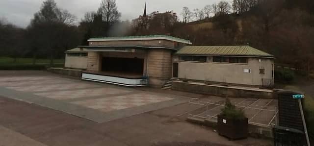The council is proposing a programme of free community events Ross Bandstand in Princes Street Gardens between April and September, paid for from a £1,565,000 Programming Fund. The council says the plan would restore the spirit of
public bandstand in an iconic location, with "mid-scale
contemporary music, theatre and cinema".