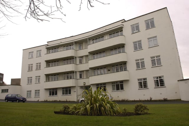 As residential art deco goes, you’d be hard-pressed to find a finer example in Edinburgh than Ravelston Garden.
