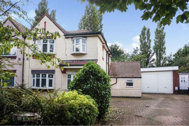 Viewed 1082 times in the last 30 days, this three bedroom house is being marketed by Purplebricks, 024 7511 8874.
