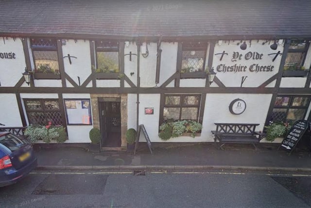 Ye Olde Cheshire Cheese Inn, How Lane, Castleton, Hope Valley, S33 8WJ. Rating: 4.4/5 (based on 1,127 Google Reviews).  "Lovely pizza and friendly staff."