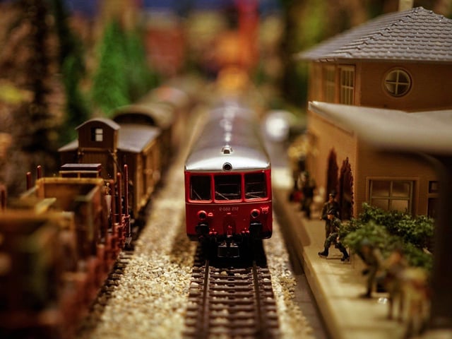 Be submerge in the world of model trains at St Peter's Community Centre, Mansfield, March 7 and March 8.