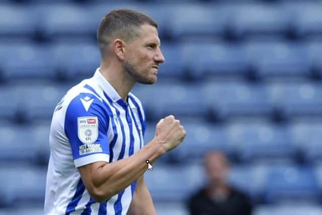 Sheffield Wednesday favourite Sam Hutchinson has signed a one-year extension to stay at the club.