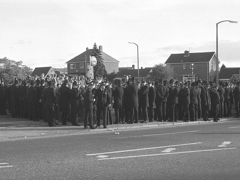 This was the scene in October 1984 as police and pickets were pictured at the Board Inn roundabout, in Sunderland, during the Miners Strike.
