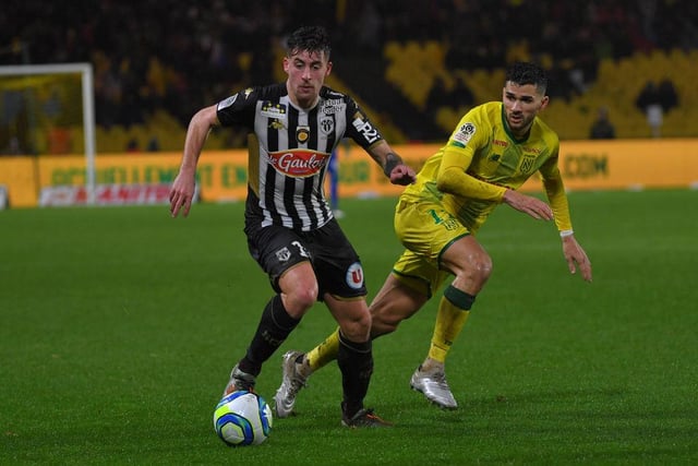 Newcastle United, West Ham United and Aston Villa are tracking Angers midfielder Baptiste Santamaria ahead of this summer’s transfer market. (L’Equipe)