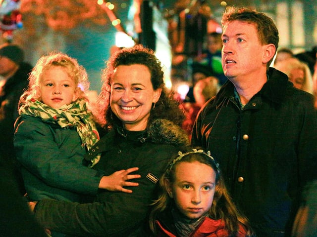 In the crowd. Emsworth Christmas lights switch on, St Peter's Square, Emsworth
Picture: Chris Moorhouse (jpns 031221-56)