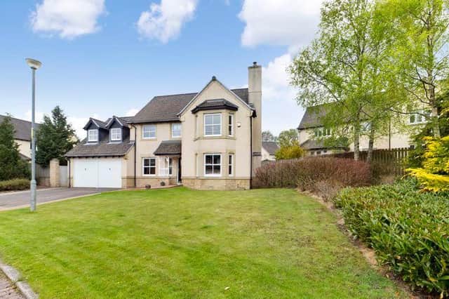 This spacious five bedroom detached family home is ideal for modern family living and entertaining.