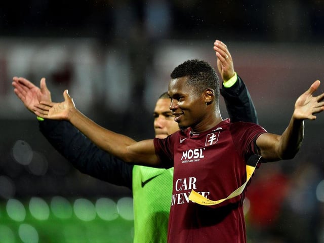 The Blades will complete the signing of Metz striker Habib Diallo for a fee around £13.5m plus £2.7m in bonuses. (Le Républicain Lorrain via Get French Football News)