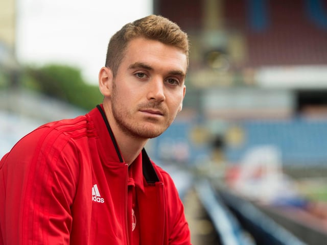Tommie Hoban has extended his Aberdeen deal until the end of the season after initially signing a short-term contract running until January 2021. (Aberdeen FC)