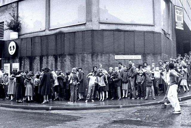 Queues for the Junior Star Christmas party on December 20, 1980 at Romeo & Juliet's in Bank Street, Sheffield