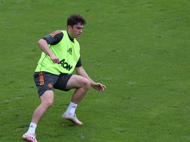Leeds United will try to sign £15m-rated Manchester United winger Daniel James, if the Wales international becomes surplus to requirements at Old Trafford. (Daily Star Sunday)