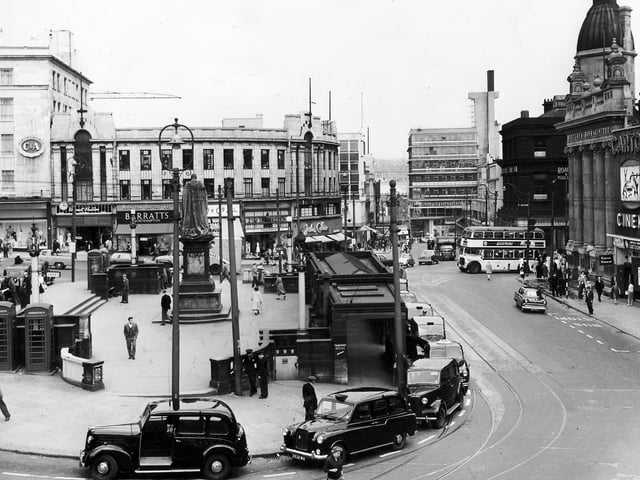 The picture shows Fitzalan Square, Sheffield, including the Cartoon Cinema (later the Classic Cinema) on the right and the C & A store in the background.