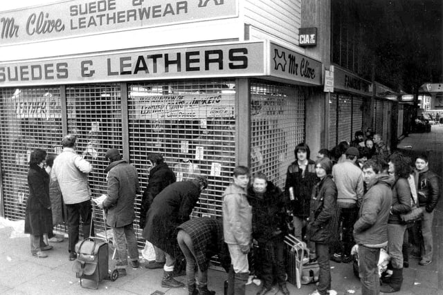 Queues outside the Mr Clive shop in the Tricorn Centre in 1983.