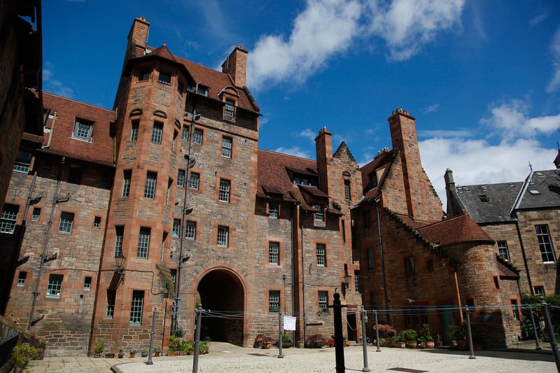 Situated on the bonnie banks of the Water of Leith in Dean Village, Well Court was commissioned in the 1880s by Sir John Findlay, then owner of The Scotsman, and has retained its historic character.