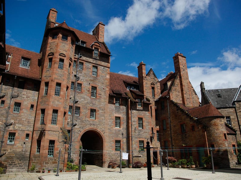Situated on the bonnie banks of the Water of Leith in Dean Village, Well Court was commissioned in the 1880s by Sir John Findlay, then owner of The Scotsman, and has retained its historic character.
