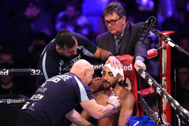 Bradley Skeete was struck by a succession of illegal shots against Hamzah Sheeraz (photo by Alex Pantling/Getty Images).