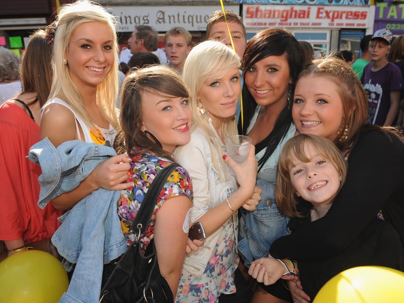 Love Albert Road Day in  2009. Picture: Paul Jacobs. (093449-25)