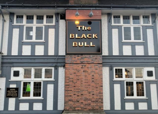 If you’re looking for a warm welcome and some great food and drink – look no further than the Black Bull pub in Mansfield. You can book a table this weekend by calling them on, 01623 624789.