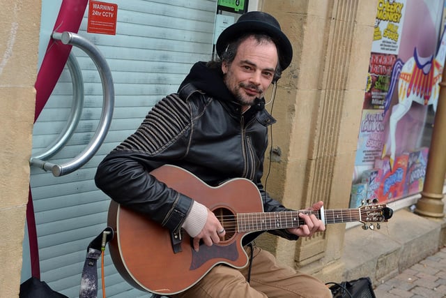 Buskers return to Mansfield for the first time since lockdown.
