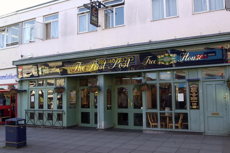 Located in Cosham high street this pub has a 3.8 star out of five rating based on 673 reviews on Google. One reviewer wrote that the staff 'were very friendly & helpful'.
