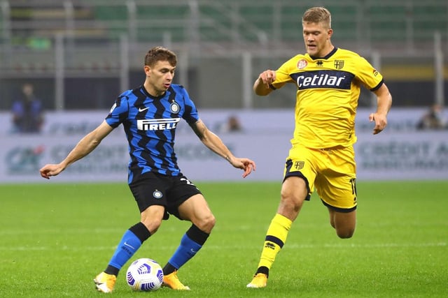 Manchester United are interested in Inter Milan ace Nicolo Barella, but could face competition from Arsenal & Liverpool. (FCInterNews via Manchester Evening News)