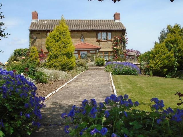 The garden at Beaconsfield Farm.