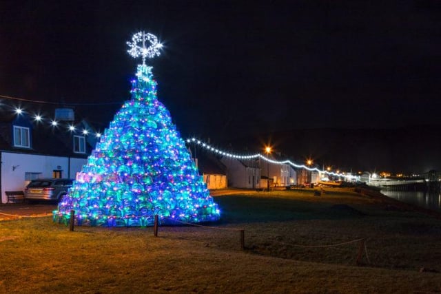 The upcycled Ullapool creel tree made the news in 2017 when a group of volunteers spent their weekends through the month of November building the Christmas tree, which was made using fishing creels.