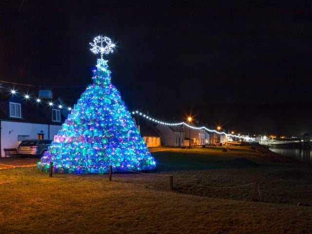 The upcycled Ullapool creel tree made the news in 2017 when a group of volunteers spent their weekends through the month of November building the Christmas tree, which was made using fishing creels.