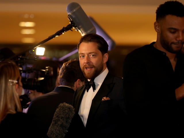 Richard Rankin (Roger Mackenzie) at the Outlander Season 6 premiere.