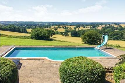 Marketed by Purplebricks, 024 7511 8874.