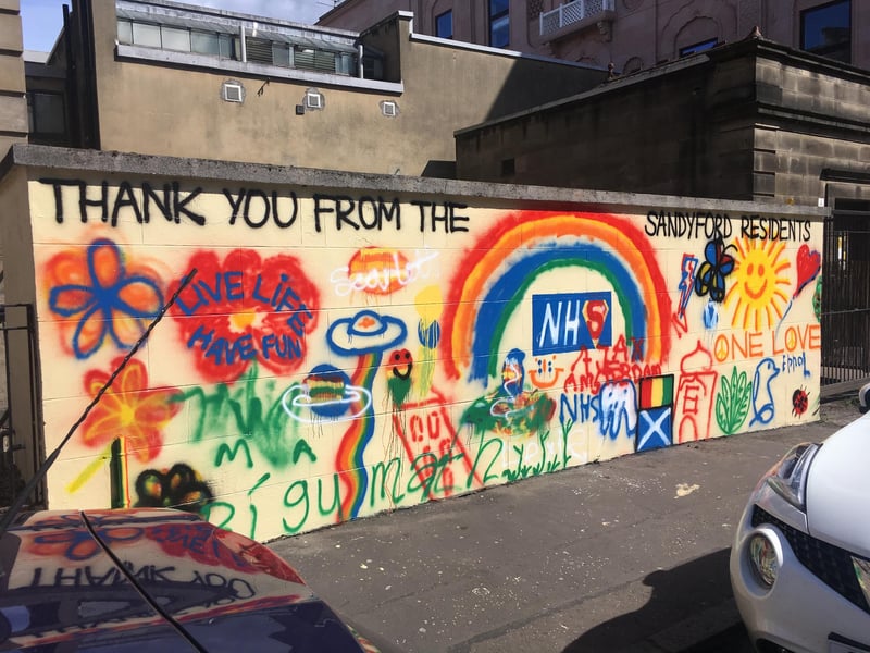 A mural painted by a residents association.
