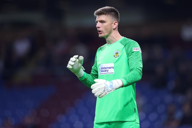Burnley are set to open new contract talks with goalkeeper Nick Pope as they look to tie him down long-term. The 29-year-old's current contract expires in 2023. (Football Insider)