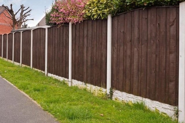 Is your garden lacking a bit of privacy? Adding either fencing or garden walls can be completed without planning permission and the rules are pretty straightforward.
