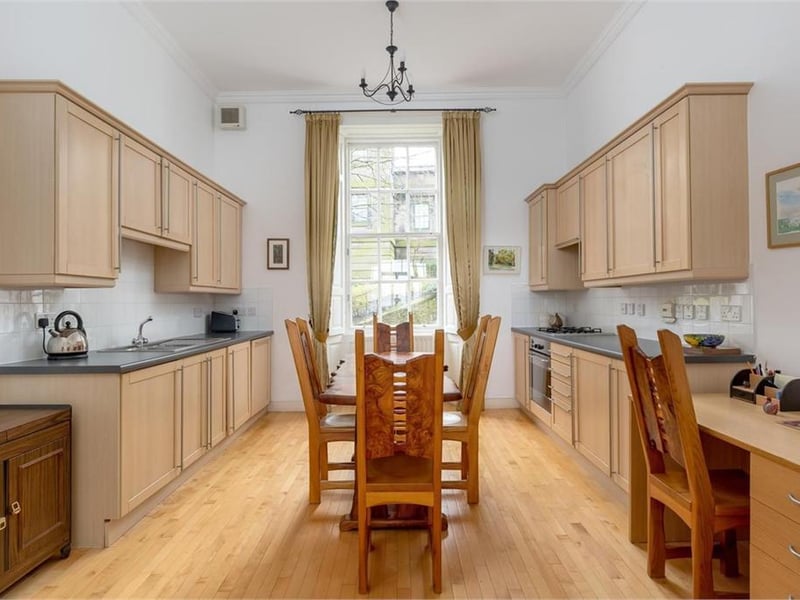 Kitchen / Dining room.