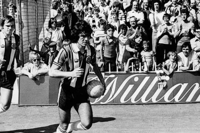 Alex Sabella before his first appearance for Sheffield United against Orient at Bramall Lane in August 1978.