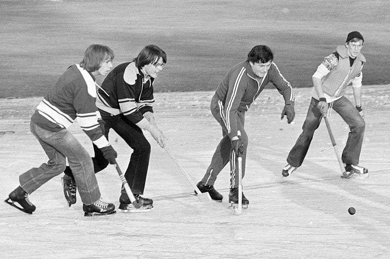 Do you remember playing ice hockey on Berry Hill Park?